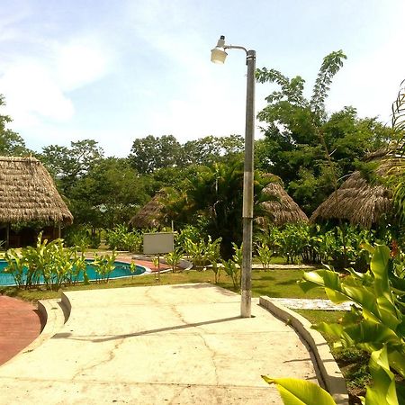 Hotel Villas Magen El Remate Bagian luar foto