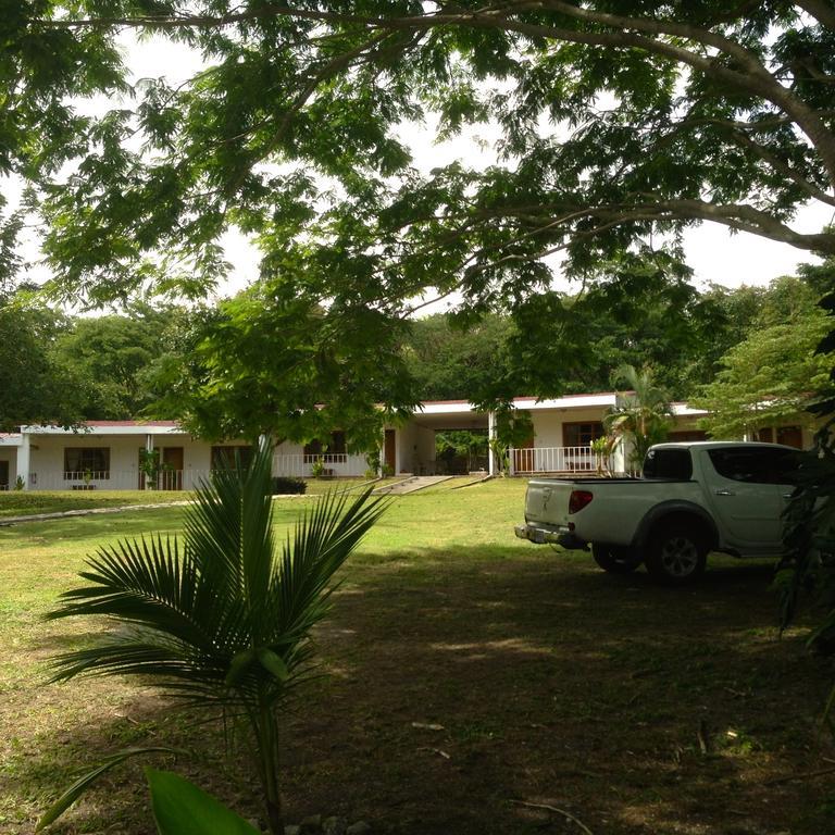 Hotel Villas Magen El Remate Bagian luar foto